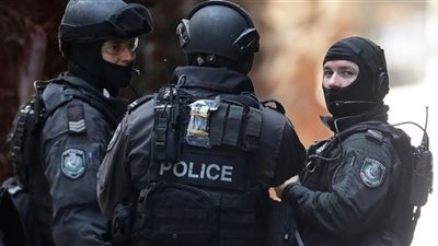 أستراليا تعتقل 3 أشخاص للاشتباه بانتمائهم لـ