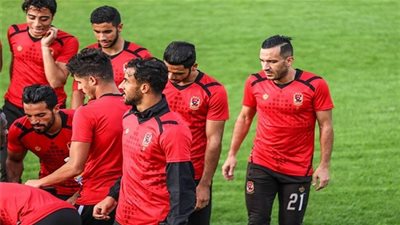 الأهلي يتدرب في التتش 