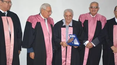 رئيس جامعة المنصورة خلال احتفالية عيد العلم الحادي عشر: العلماء والباحثين ساهموا في اعلاء مكانة الجامعة عالميًا