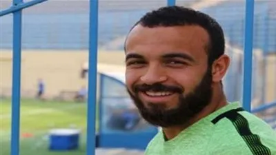 الأهلي يجس نبض 