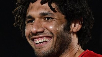 بعد الهجوم عليه.. محمد النني 