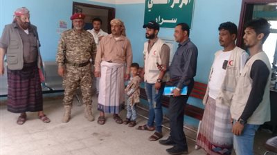 وفد رفيع المستوى من الهلال الأحمر الإماراتي يزور مديرية سرار يافع