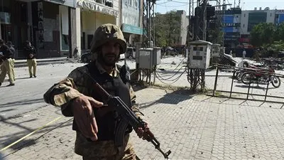 إطلاق نار في مطار بمدينة لاهور الباكستانية ومقتل شخصين (فيديو)