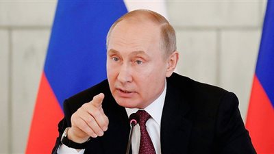 بوتين: التدخل في شؤون فنزويلا 