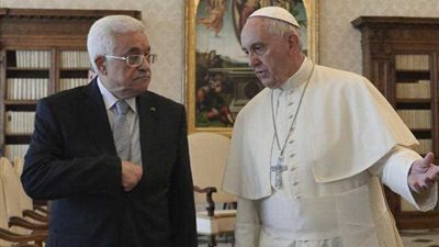 عباس يطالب البابا بالتدخل لإنقاذ المسيحية في القدس