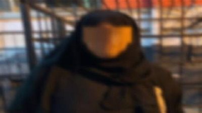 سقوط سيدة هاربة من 