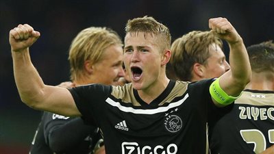 دي ليخت يثير الذعر في إيطاليا.. وبرشلونة يترقب