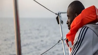 تحدي جديد لسفينة إنقاذ ألمانية متجهة إلي إيطاليا