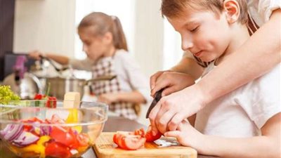 أطعمة تحمي طفلك من حرارة الصيف