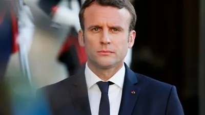 ماكرون يحذر روحاني من إضعاف الاتفاق النووي