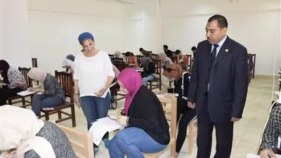 بدء اختبارات كلية الاعلام بجامعة السويس (صور)