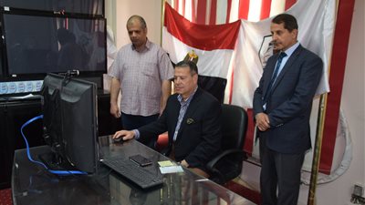 محافظ بني سويف: نستقبل شكاوى مخالفات التعريفة الجديدة على 