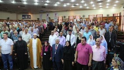 تفاصيل  مؤتمر 