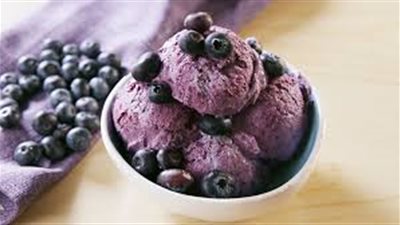 طريقة تحضير آيس كريم البلوبيري