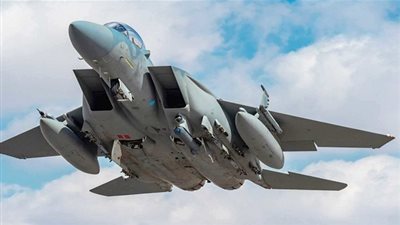 عاجل.. التحالف العربي يحبط محاولة للحوثيين لاستهداف سفينة تجارية جنوب البحر الأحمر