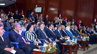 رئيس جامعة بنها: اعتماد الكليات هي البداية وليست نهاية المطاف (صور) 