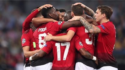 برشلونة ينتظر موافقة نجم مانشستر يونايتد ليكون ثالث صفقات الفريق