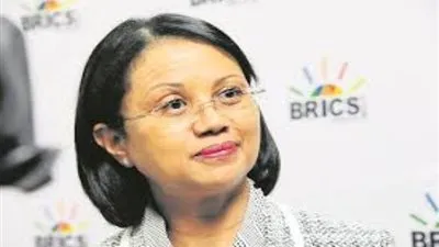 برلمان جنوب إفريقيا إلى يدعو نهج أوسع لمكافحة الجرائم المتزايدة