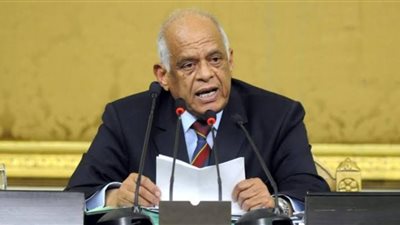 رئيس البرلمان يؤجل التصويت على قانون إنشاء المحاكم الإقتصادية