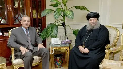 محافظ أسيوط يلتقي الأنبا 