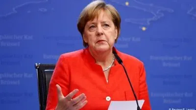 ميركل ترتعش للمرة الثالثة خلال أسابيع