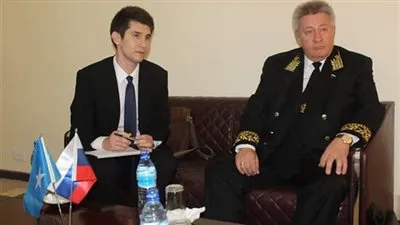 السفير الروسي في الصومال يقدم أوراق اعتماده