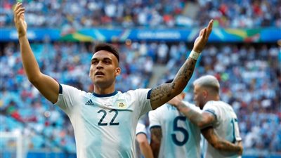 هل ينضم لوتارو مارتينيز إلى برشلونة ؟ وكيله يُجيب