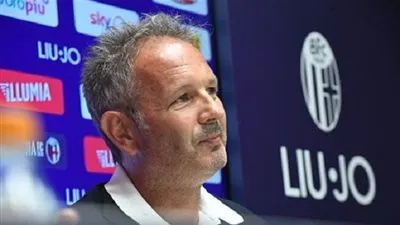 إصابة مدرب ميلان السابق بسرطان الدم