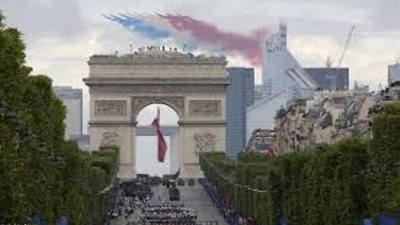 القادة الأوروبيون ينضمون إلى ماكرون في احتفالات ذكري 