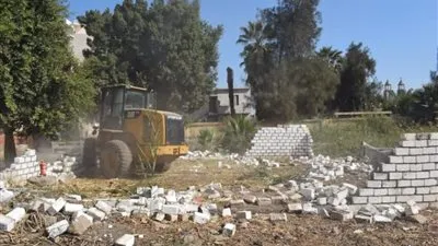 إزالة 85 حالة تعدى على الأراضي الزراعية بقرى مركز ديرمواس بالمنيا