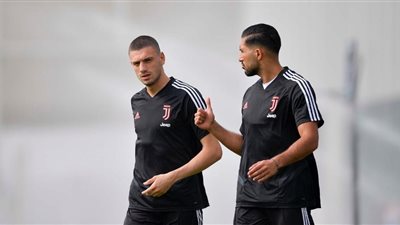 ميلان يستفسر عن مدافع يوفنتوس