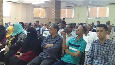 انطلاق أولى دورات تدريب ميكنة الإدارات الحكومية في الأقصر بأرمنت (صور)