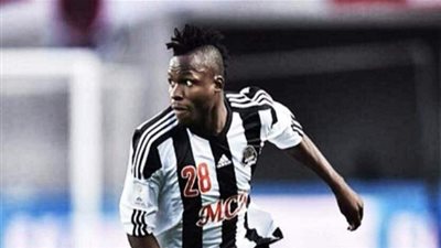 مازيمبي يحدد سعر مهاجمه للنادي الأهلي