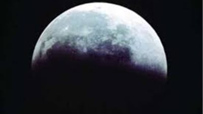 خسوف القمر| ننشر تفاصيل الخسوف الجزئي هذا المساء (من الألف للياء)