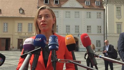 الاتحاد الأوروبي يحذر إيران من خفض التزاماتها في النووي