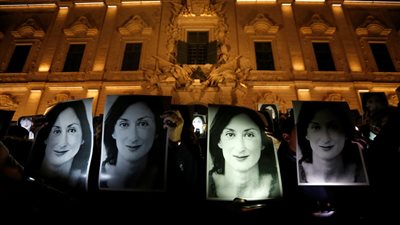 مالطا تحاكم 3 أشخاص بتهمة قتل صحفية