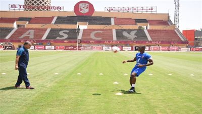 الأهلي يجهز ديانج للمشاركة في التدريبات الجماعية