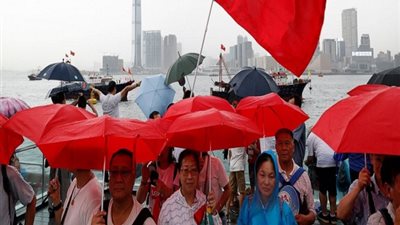 شرطة هونج كونج تضبط متفجرات قبل احتجاجات الأحد