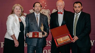 المناطق الحرة بالشارقة تحصد جوائز عالمية في برلين وميلانو وتعزز ريادتها بعالم الأعمال