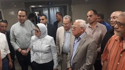 وزيرة الصحة ومحافظ بورسعيد يتفقدان مستشفى الحياة بورفؤاد (صور)