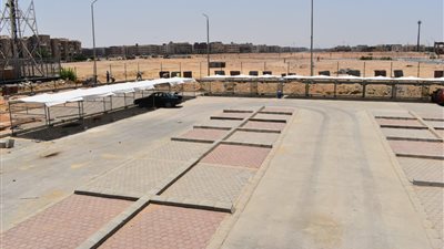  رئيس جهاز الشروق: إنشاء منفذ اليوم الواحد لتوفير السلع الأساسية بالمدينة  