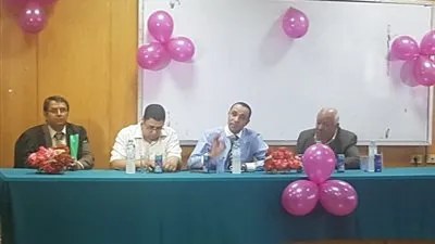 جامعة الفيوم تكرم مدير كلية الآداب