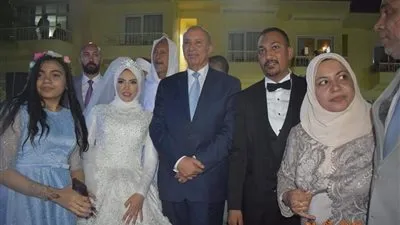 محافظ البحر الأحمر يشهد حفل زفاف بالغردقة (صور) 