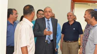  نائب رئيس هيئة المجتمعات العمرانية يؤكد على سرعة الانتهاء من تنفيذ المشروعات بالمدينة