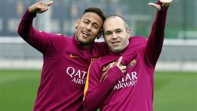 إنييستا يكشف عن رأيه في عودة نيمار لبرشلونة