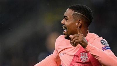 مالكوم يستنجد بعملاق إيطاليا للهروب من جحيم فالفيردي