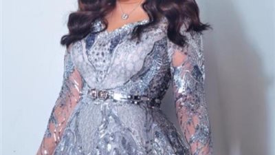 على غرار النجمات.. فساتين سهرة تناسب إطلالتك