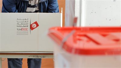 هيئة انتخابات تونس: ملزمون بتغيير موعد الانتخابات الرئاسية 