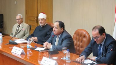 وزير المالية لحجاج بيت الله الحرام: 