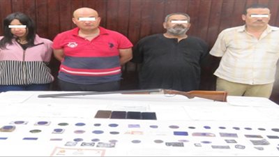 ضبط تشكيل عصابي تخصص في تزوير وترويج المستندات الرسمية بالأزبكية